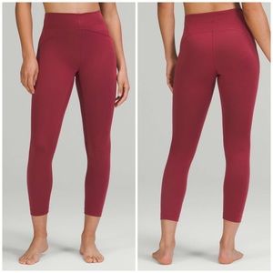 Lululemon InStill High-Rise Tight 25"
Mulled Wine size 12